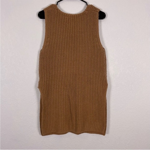 Moth | Anthropologie Tan Ribbed V Neck Sweater Vest - Picture 5 of 6